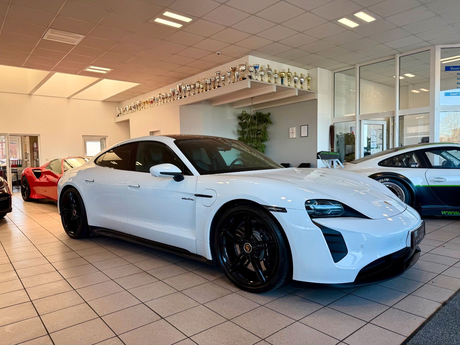 Porsche Taycan GTS Panorama/ACC/21Zoll/Keyless