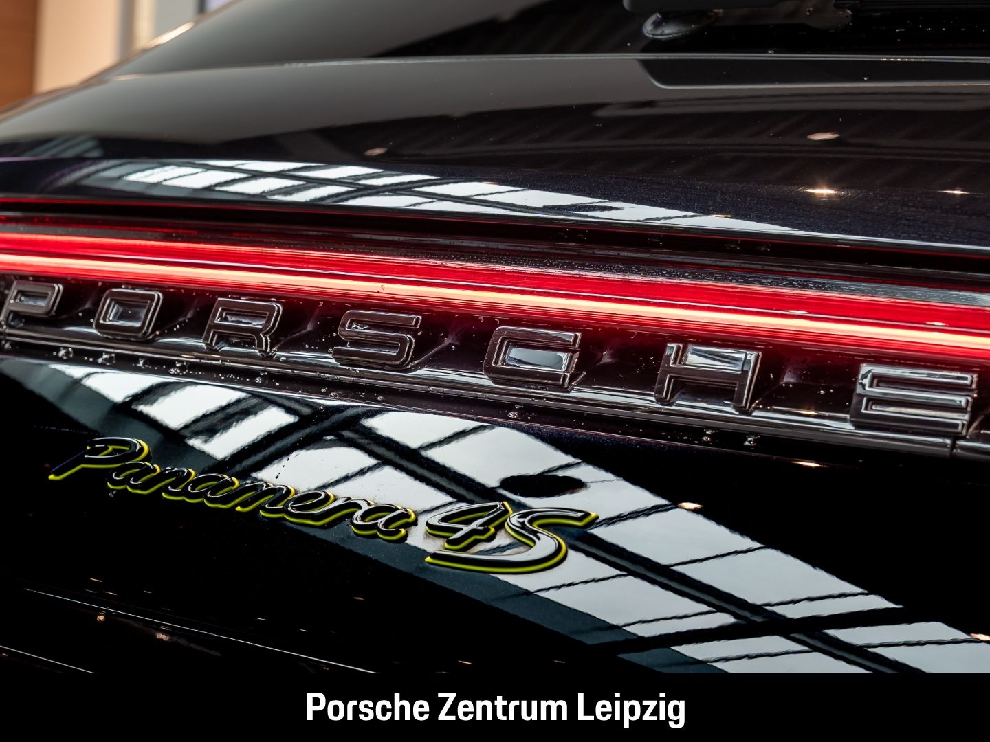 Porsche Panamera 4S E-Hybrid Sport Turismo HUD 21Zoll