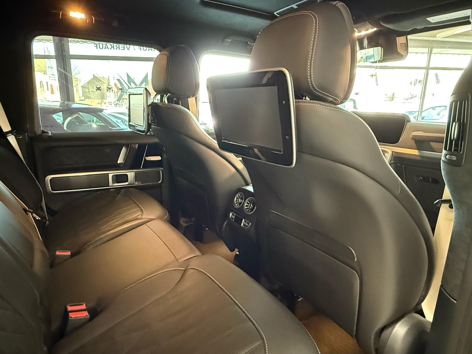 Mercedes-Benz G63 AMG - Samsaru's Car Outlet