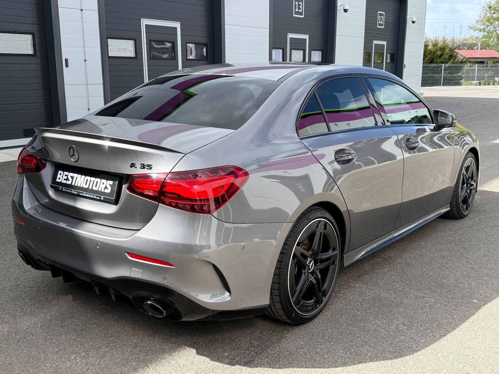 Mercedes-Benz A 35 AMG - Samsaru's Car Outlet