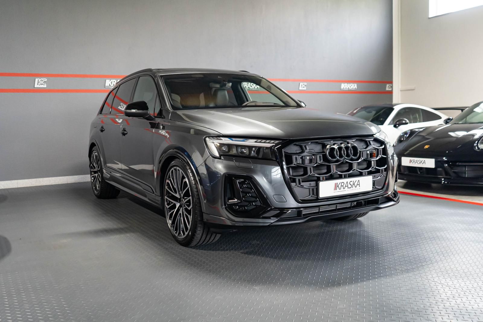 Audi Q7 50 TDI quattro S-line PANO STHZ 7-SITZER ABT