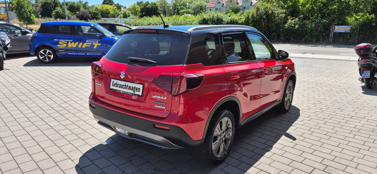 Suzuki Vitara 1.5 DUALJET Hybrid Comfort AGS Allgrip - Samsaru's Car Outlet