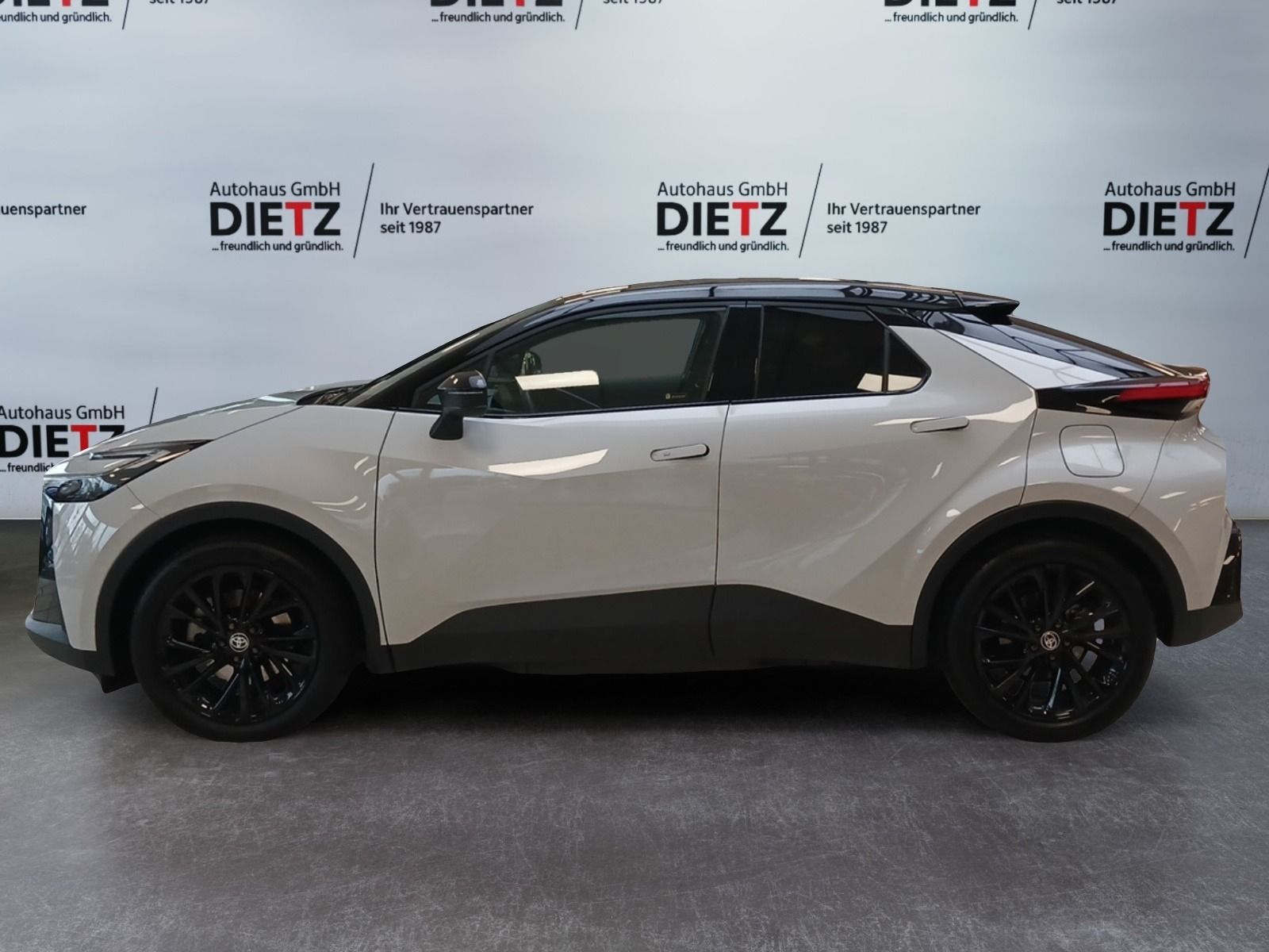 Toyota C-HR Plug-In Hybrid GR-Sport*ACC*KAM*TOTW*JBL