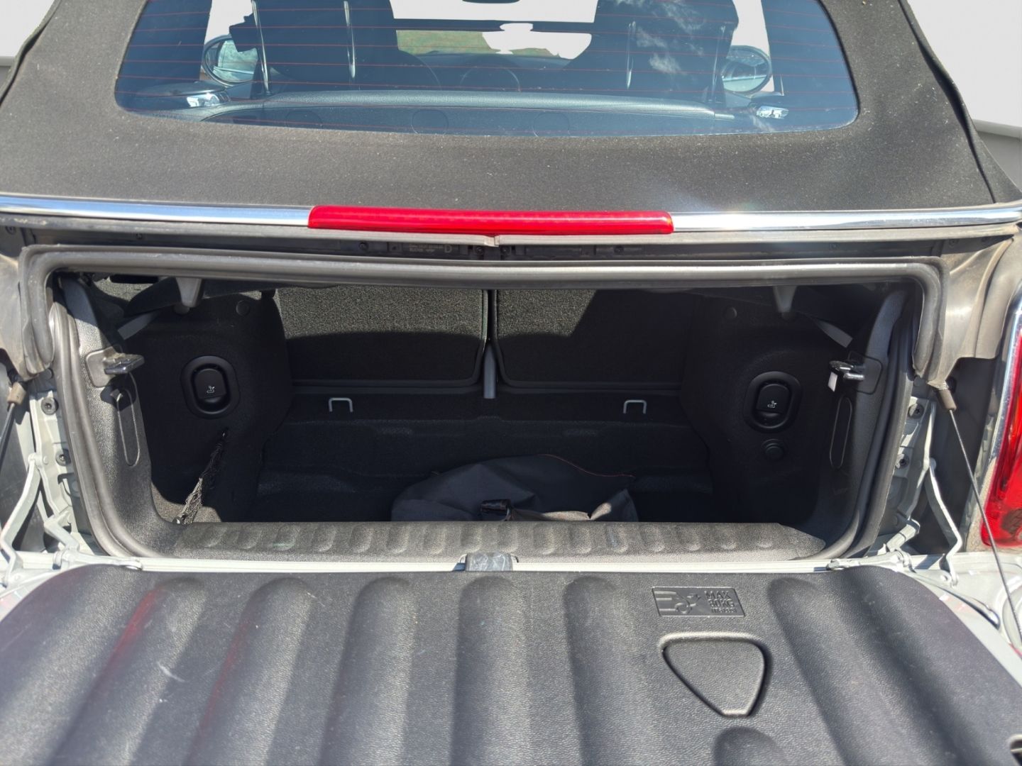 MINI Cooper Cabrio JCW - Samsaru's Car Outlet
