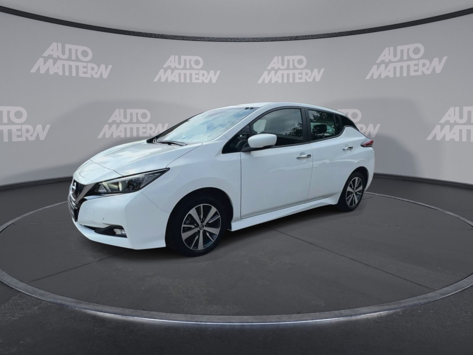 Nissan Leaf Acenta - Samsaru's Car Outlet