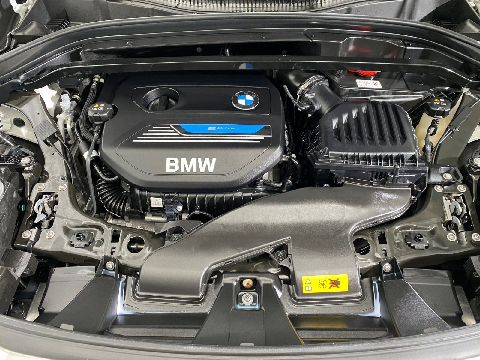 BMW X1 xDrive25e M Sport - Samsaru's Car Outlet
