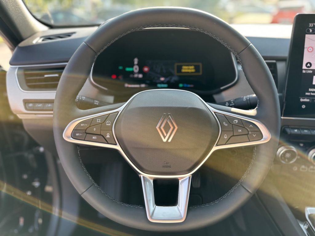Renault Arkana TECHNO E-Tech Full Hybrid 145 - Samsaru's Car Outlet