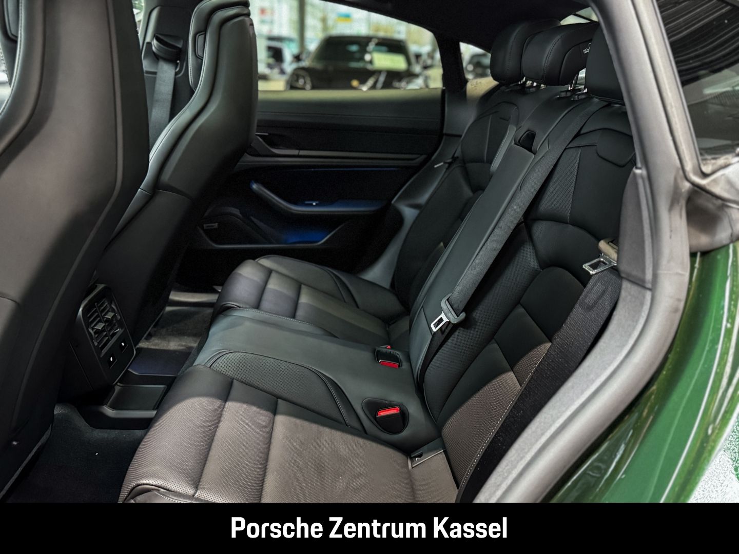 Porsche Taycan 4S Sportpaket Panorama  Bose 360 Kamera