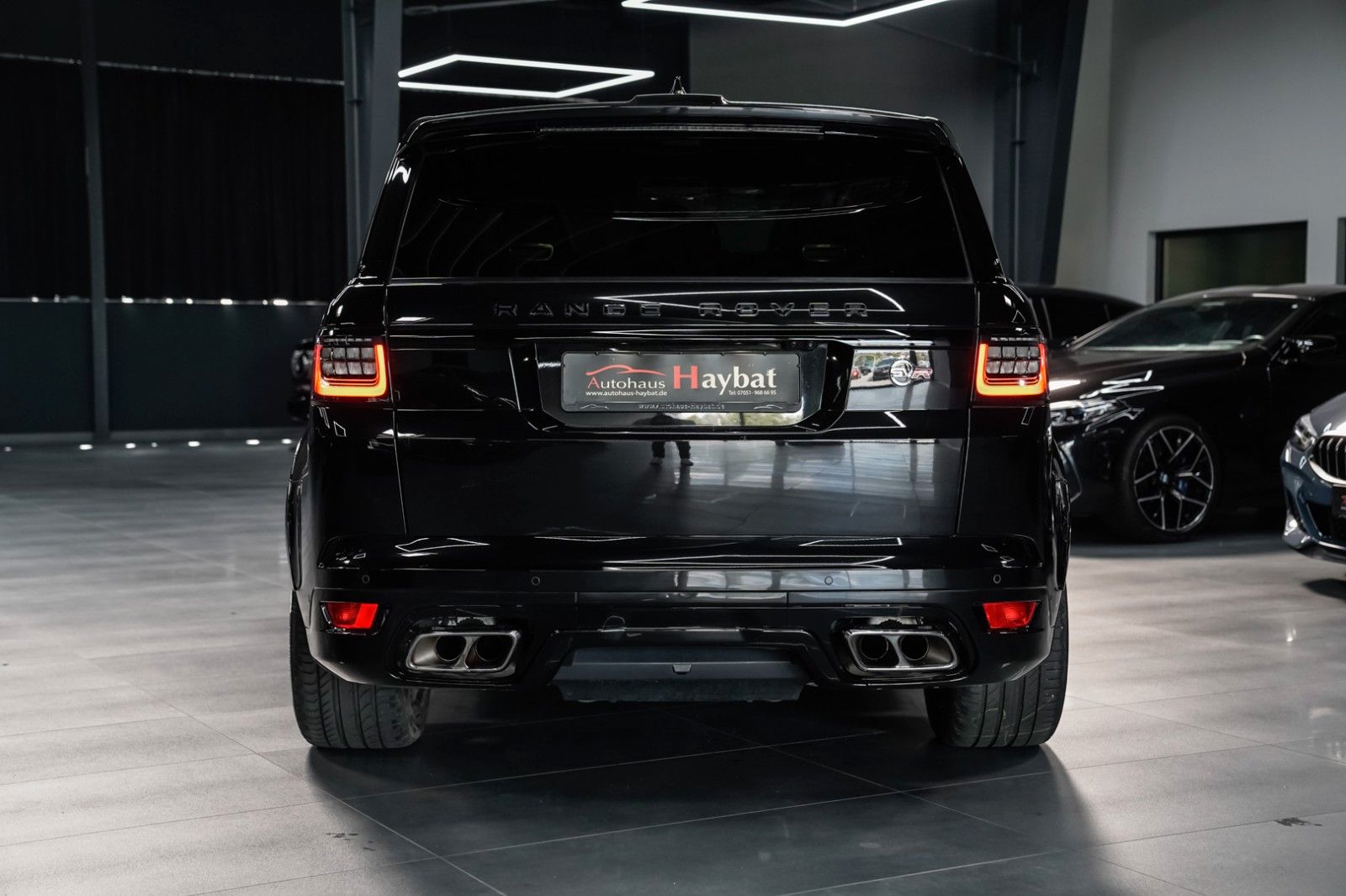 Range Rover Sport SVR - Samsaru's Car Outlet