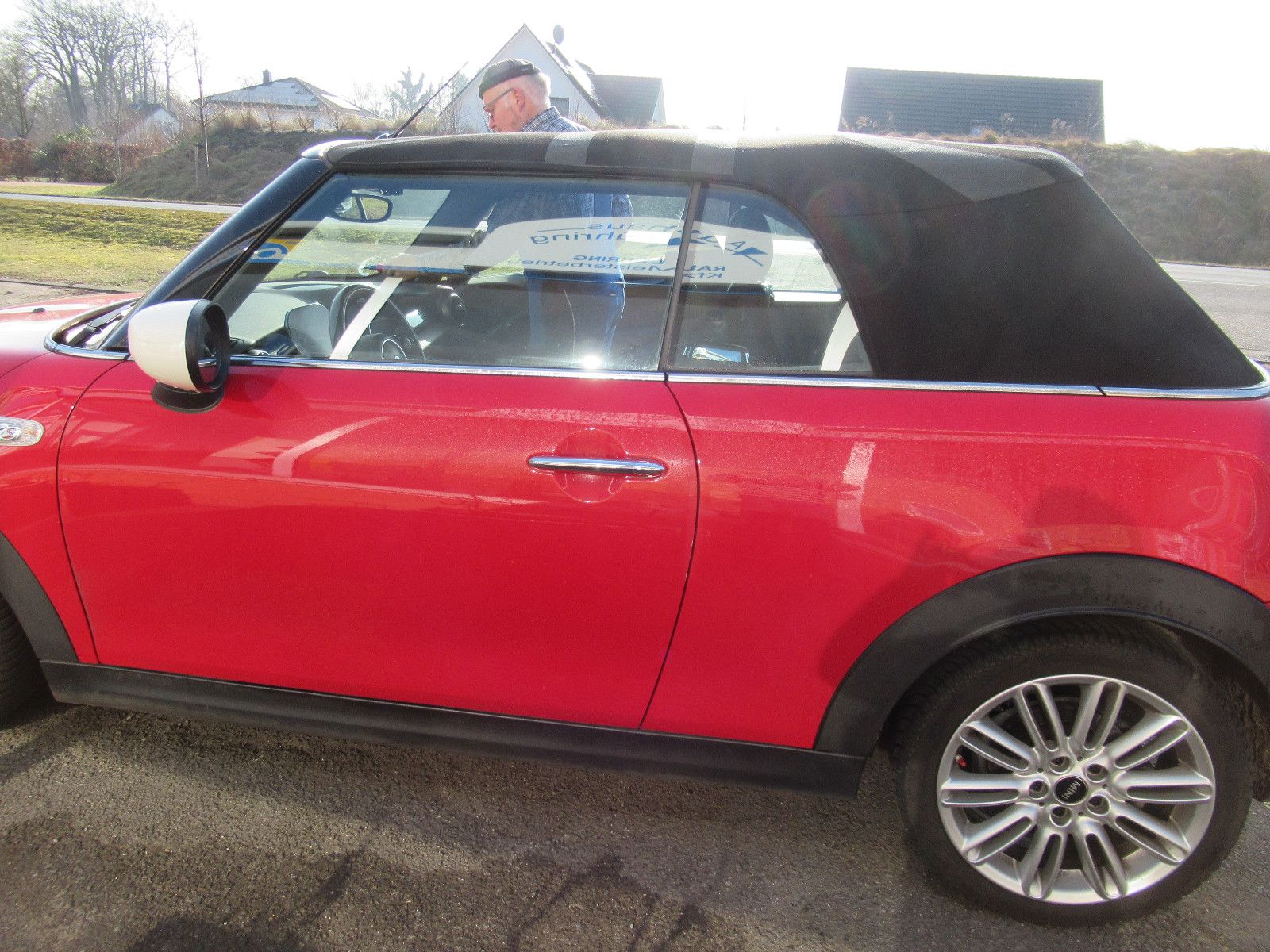 MINI Cooper S Cabrio - Samsaru's Car Outlet