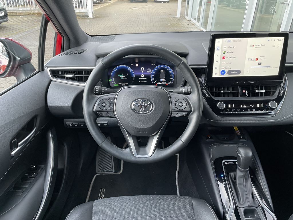 Toyota Corolla 1.8 Hybrid Touring Sports Team Deutschl