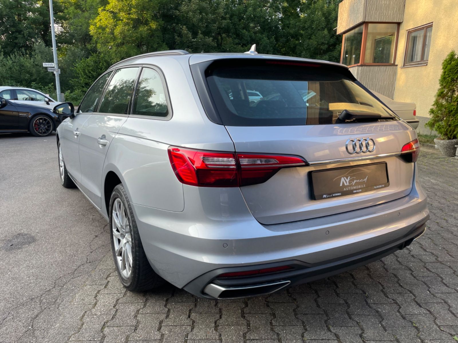 Audi A4 Avant 35 TDI basis - Samsaru's Car Outlet