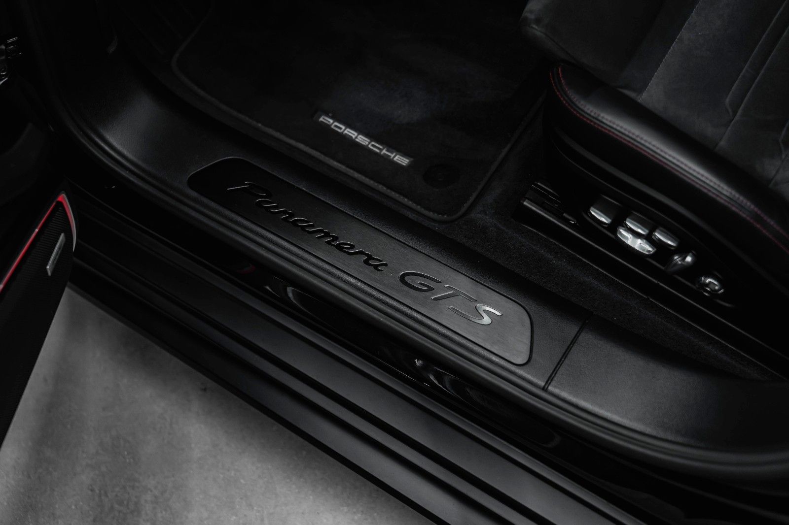 Porsche Panamera  GTS Sport Turismo*Pano*Bose*Alcantara