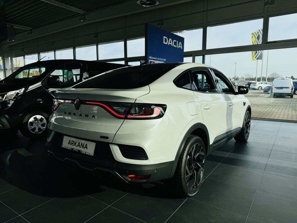 Renault Arkana ESPRIT ALPINE Full Hybrid - Samsaru's Car Outlet