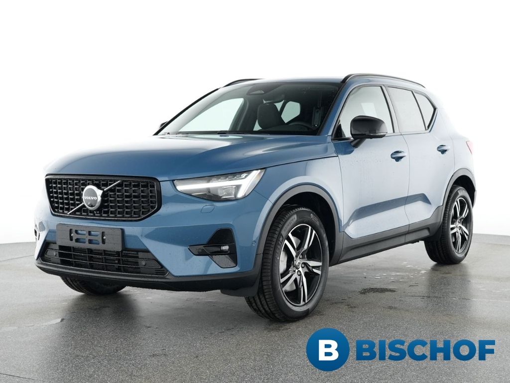 Volvo XC40 B3 Plus Dark AHK 2WD HarmanKardon 360 Pano 