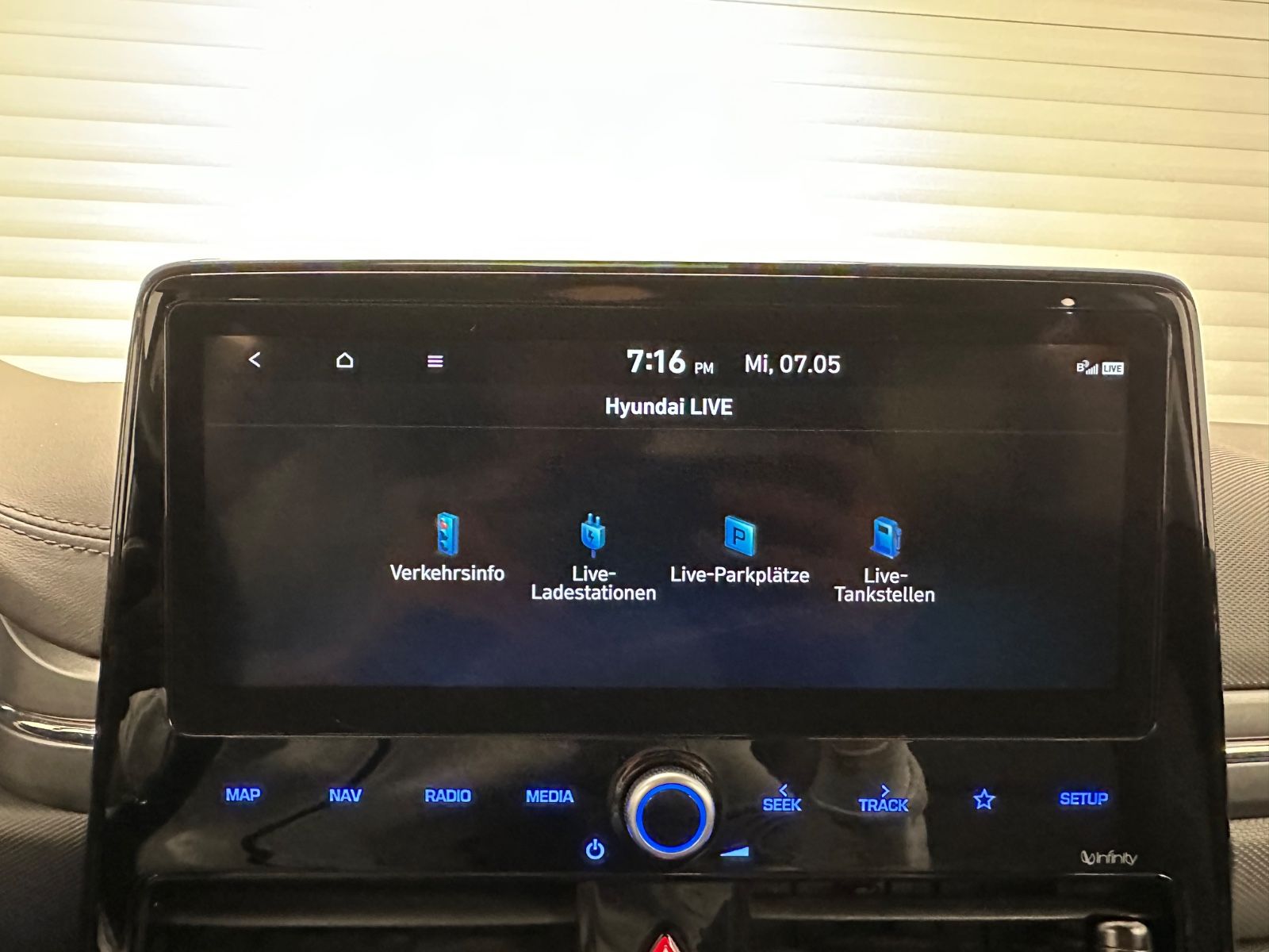 Hyundai IONIQ Prime Plug-In Hybrid - Samsaru's Car Outlet