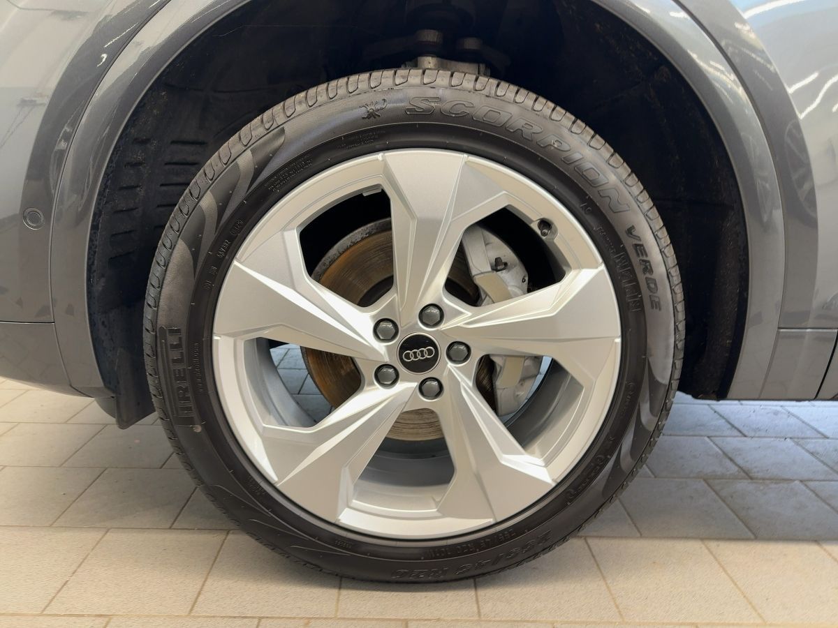 Audi Q5 Sportback S Line 40 TDI quattro Matrix B&O Ka