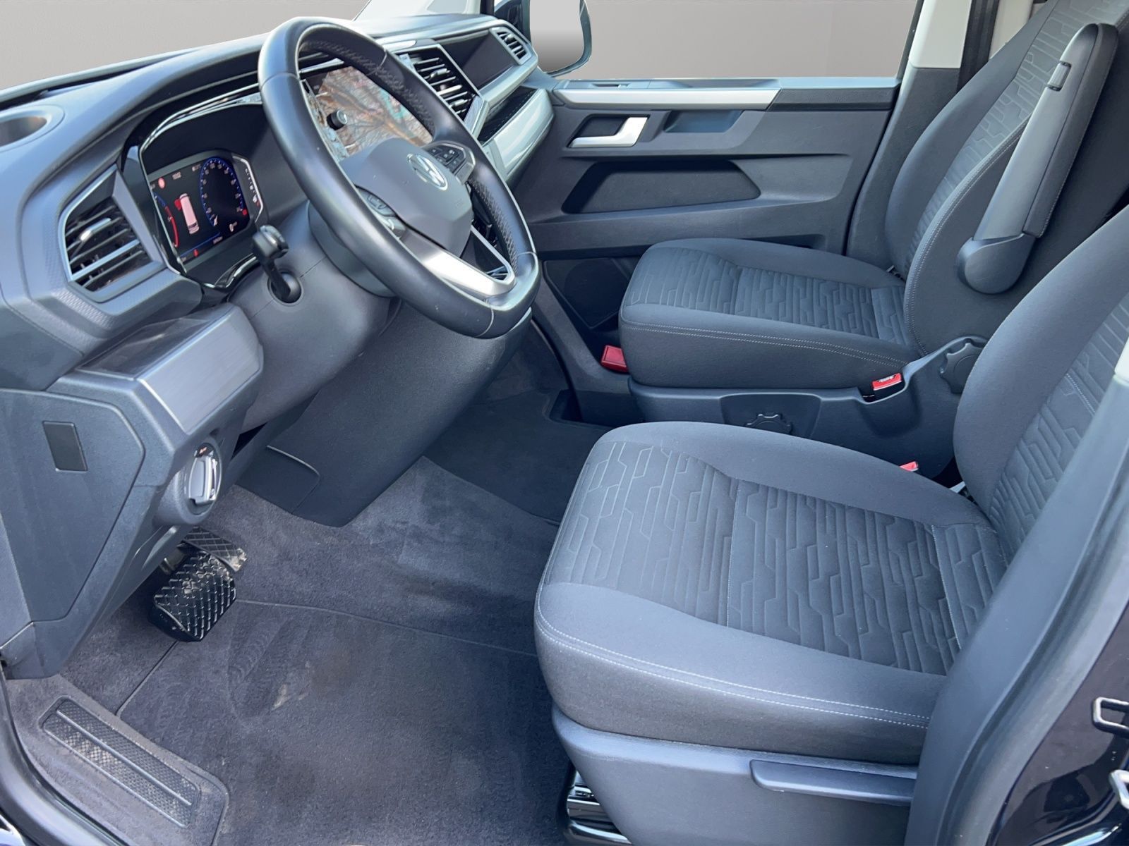 Volkswagen T6.1 Multivan 2.0 TDI DSG Comfortline - Samsaru's Car Outlet