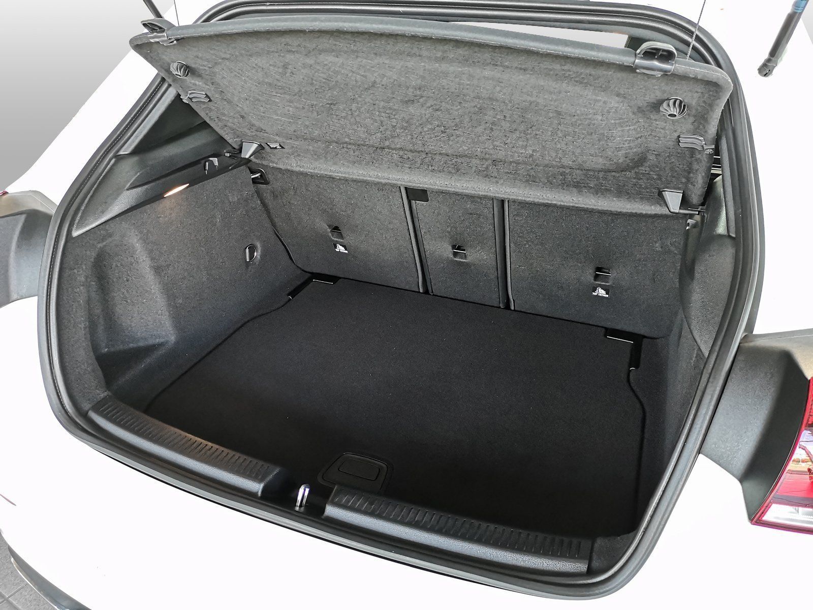 Mercedes-Benz A 180 Progressive - Samsaru's Car Outlet