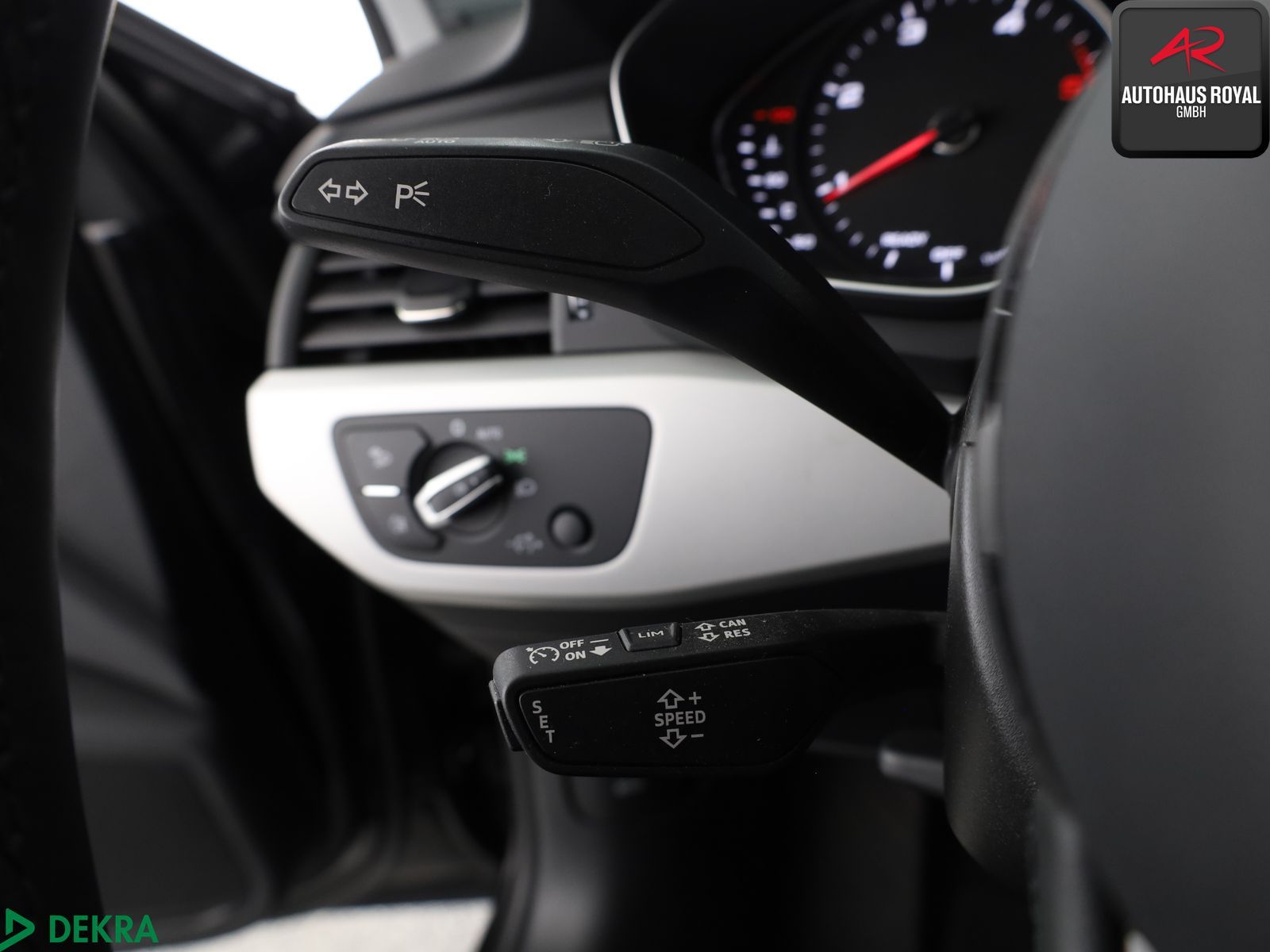 Audi A4 40 TDI qu 360GRAD,KEYLESS,AMBIENTE,TOTWINKEL
