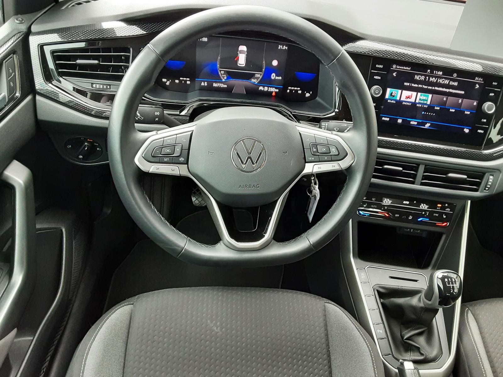 Volkswagen Taigo Life 1.0 TSI - Samsaru's Car Outlet