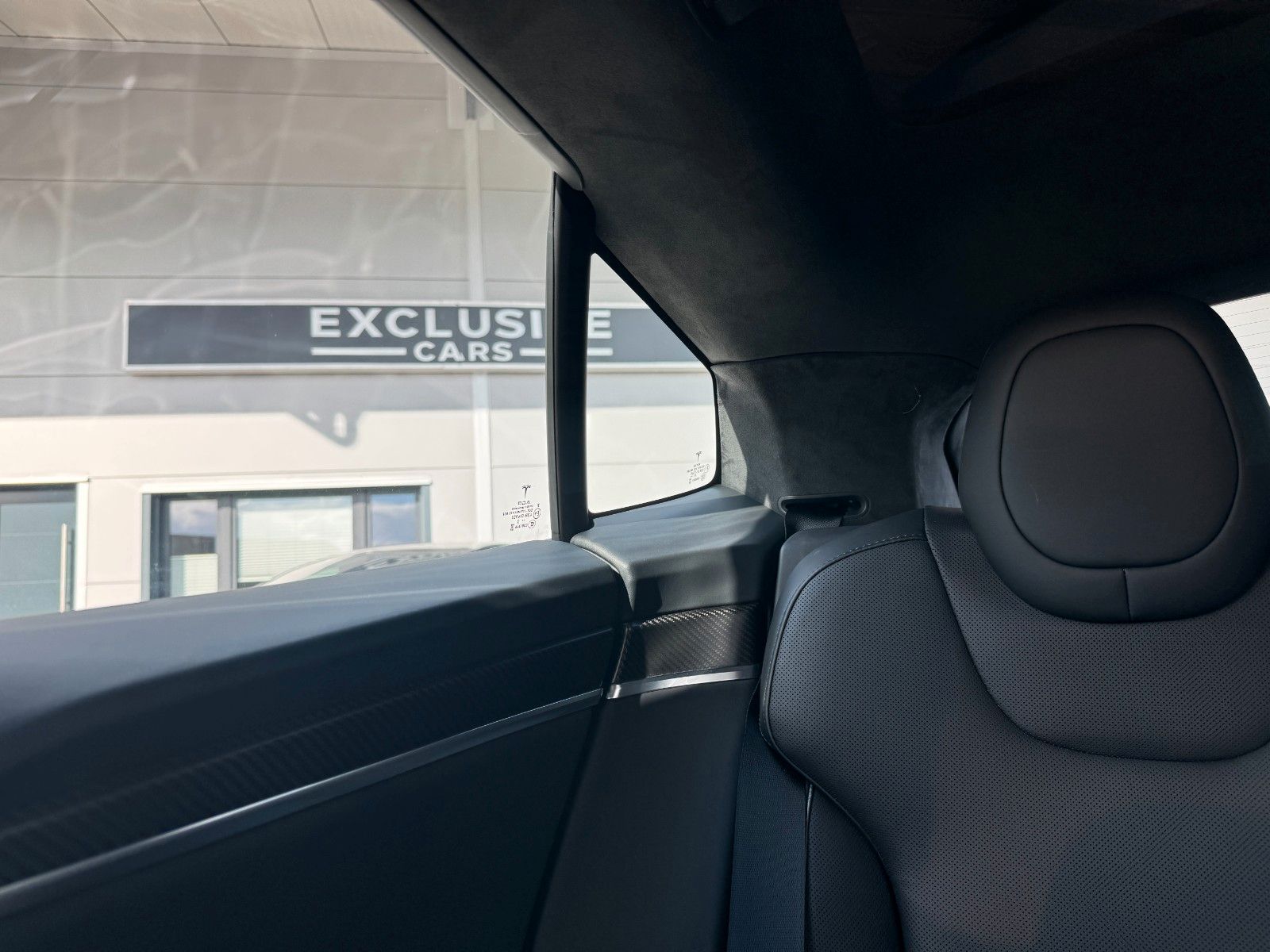 Tesla MODEL S PLAID | CARBON | 21" ARACHNID | TOW |