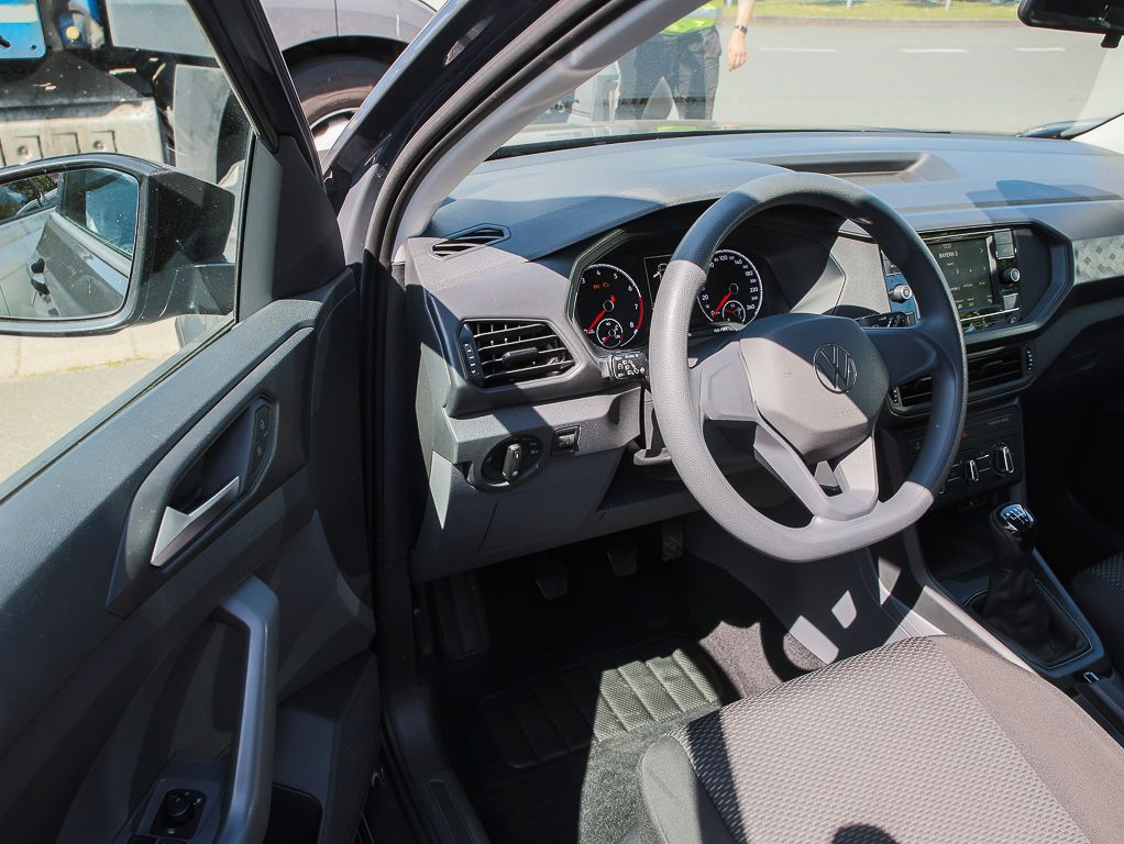 Volkswagen T-Cross 1.0 TSI - Samsaru's Car Outlet