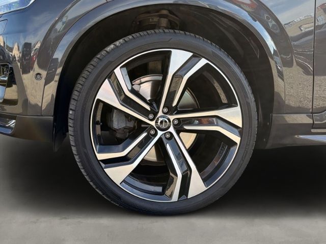 Volvo XC90 B5 Plus Dark AWD 7-Sitzer Luftfahrw. Panora