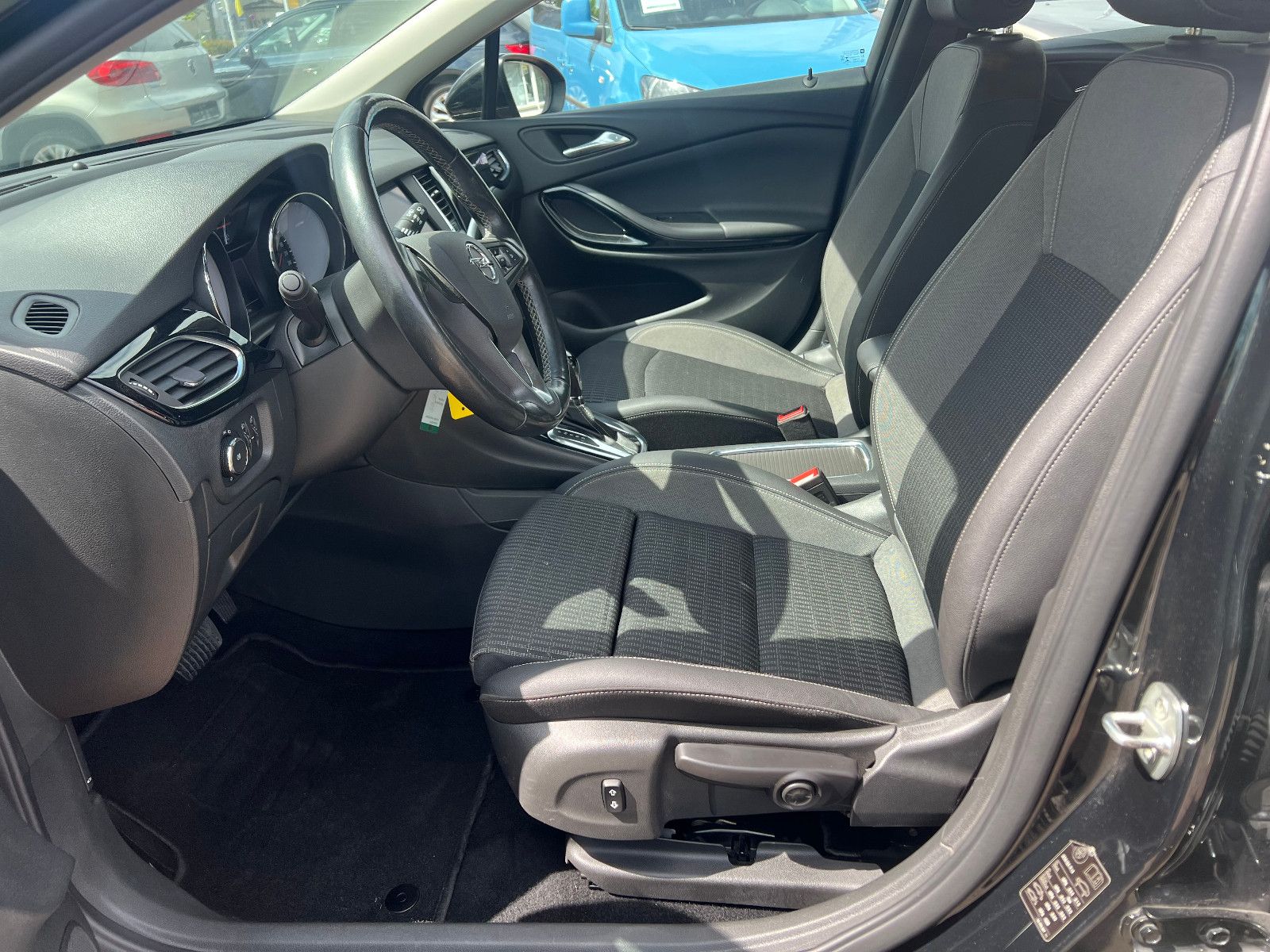 Opel Astra K Sports Tourer Elegance - Samsaru's Car Outlet