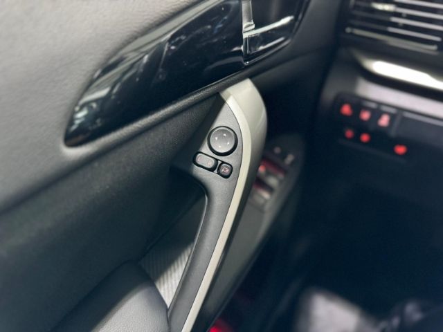 Mitsubishi Eclipse Cross Mitsubishi Plug-In Hybrid Plus MJ2