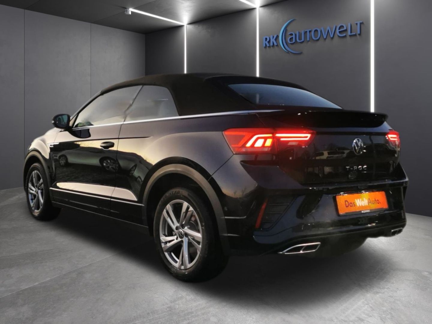 Volkswagen T-Roc R-Line - Samsaru's Car Outlet