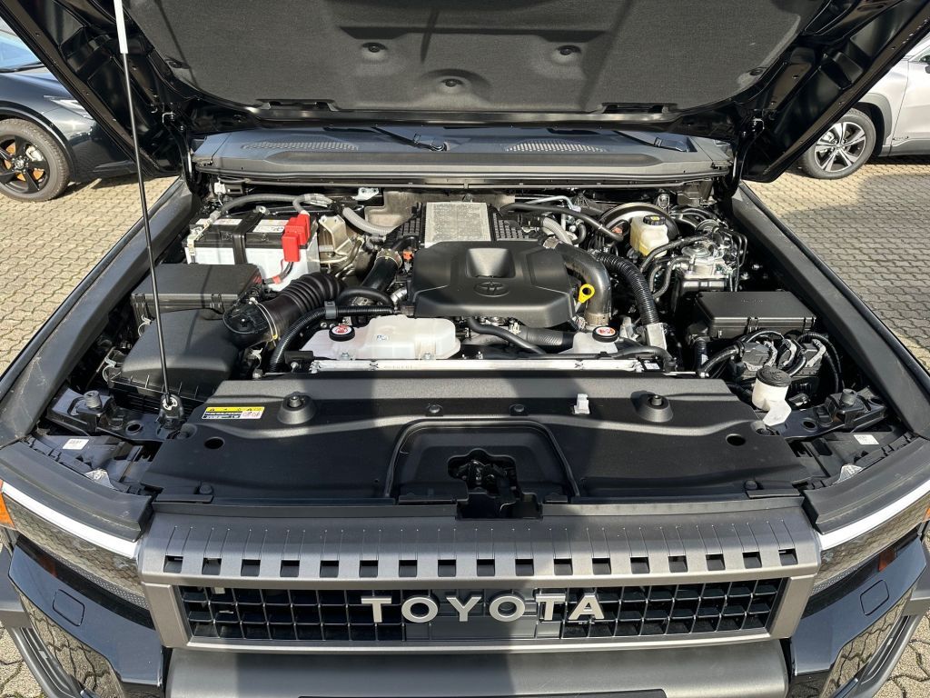 Toyota Land Cruiser 2.8 D-4D Automatik Executive