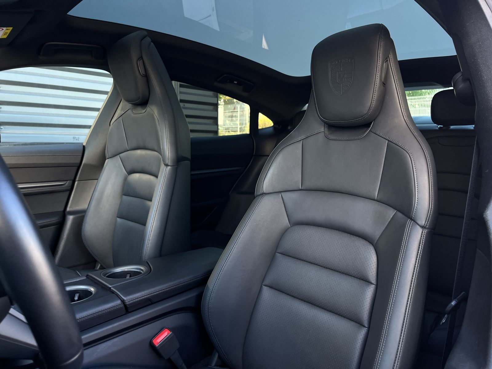 Porsche Taycan 4S SunshineControl,Sportdesign,Matrix Led