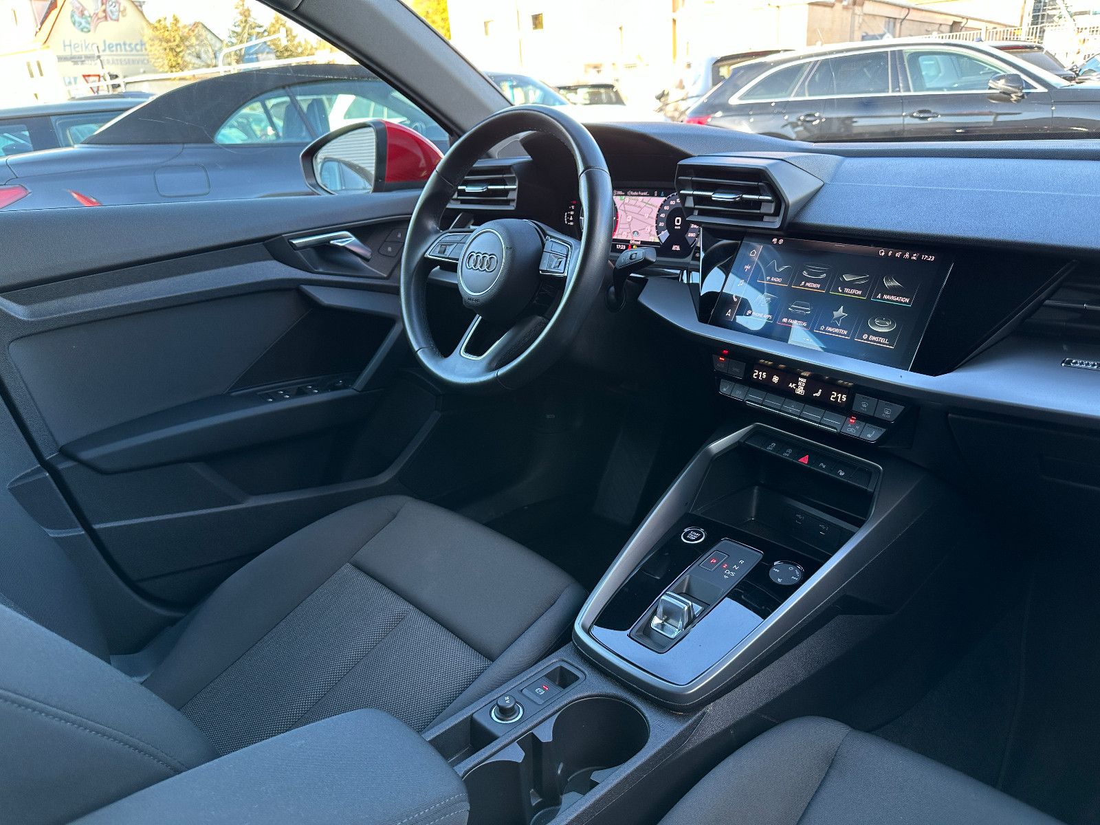 Audi A3 SB 30 TFSI advanced Virtual/LED/Assist/PDC