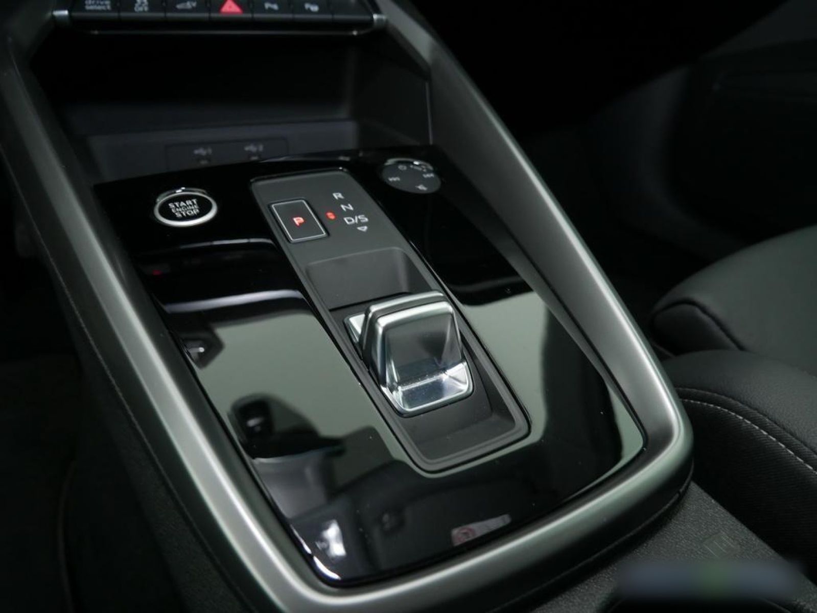 Audi A3 Sportback 40 TFSI e Design - Samsaru's Car Outlet