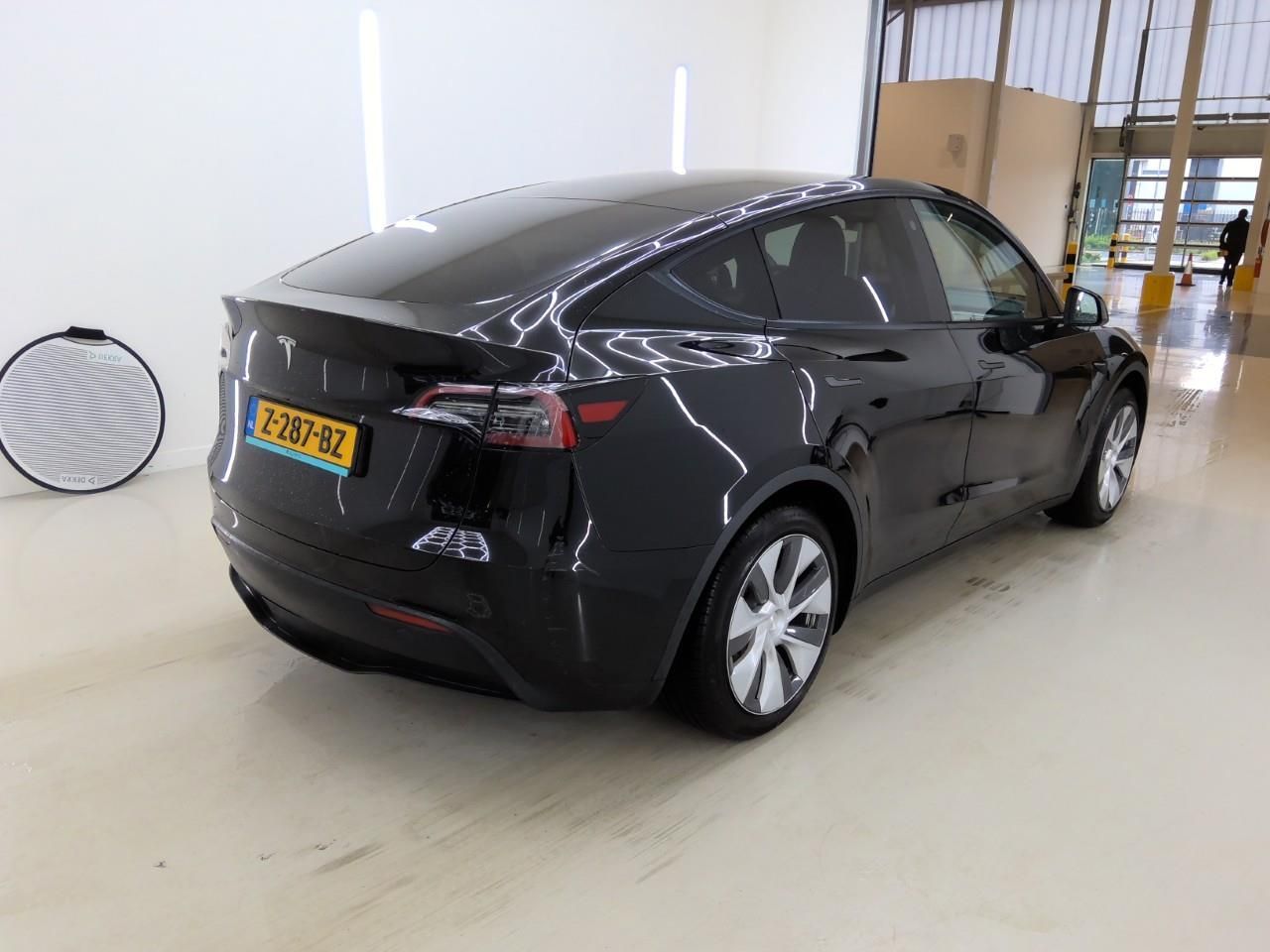Tesla Model Y Standard RWD Plus 351pk 94.2% SoH [ TREK