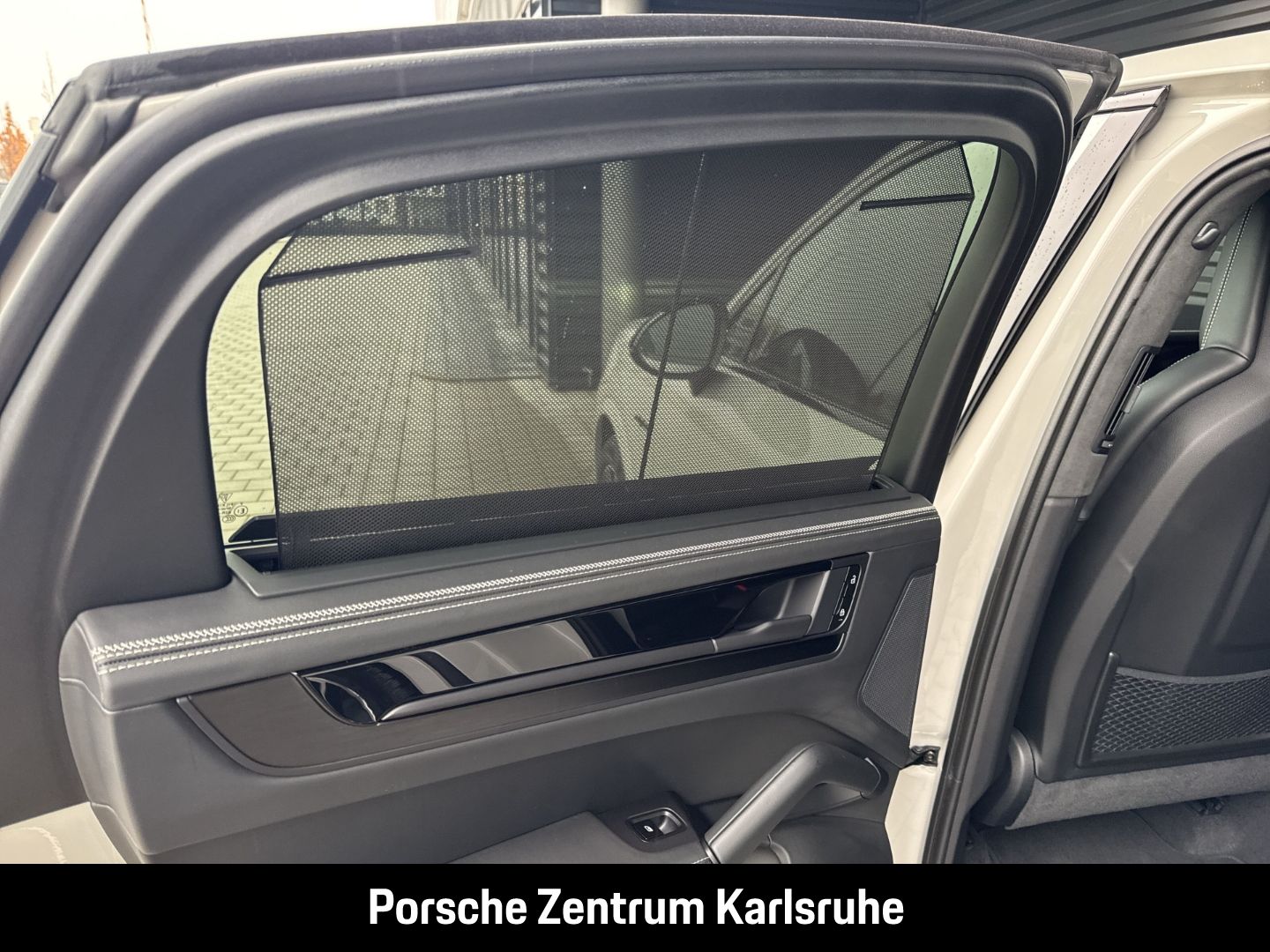 Porsche Cayenne E-Hybrid Coupe Black Edition Clubleder