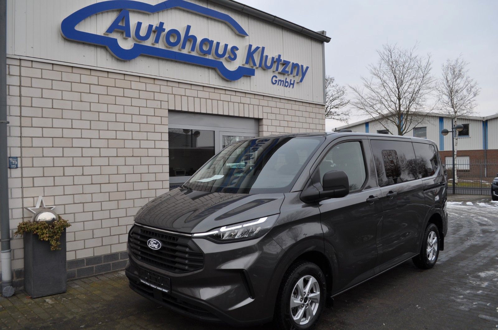 Ford Transit Custom Kombi 320 L1 FWD TREND/AUT/ALU