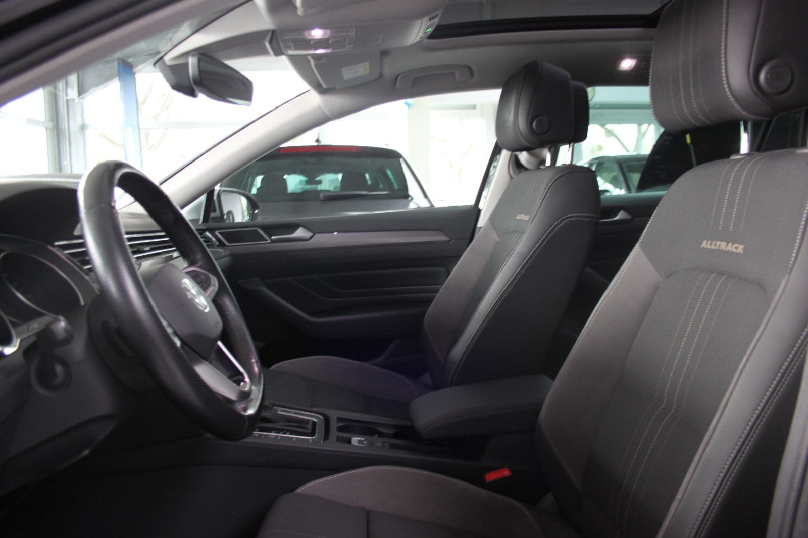 Volkswagen Passat Variant Alltrack/DSG/PANO/AHK/KAME/IQLED