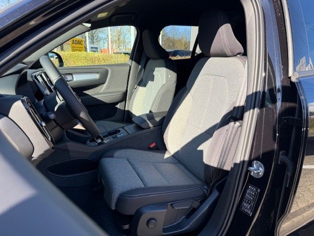 Volvo XC40 B3 (B) Core AHK/ NAVI /LED/ SHZ