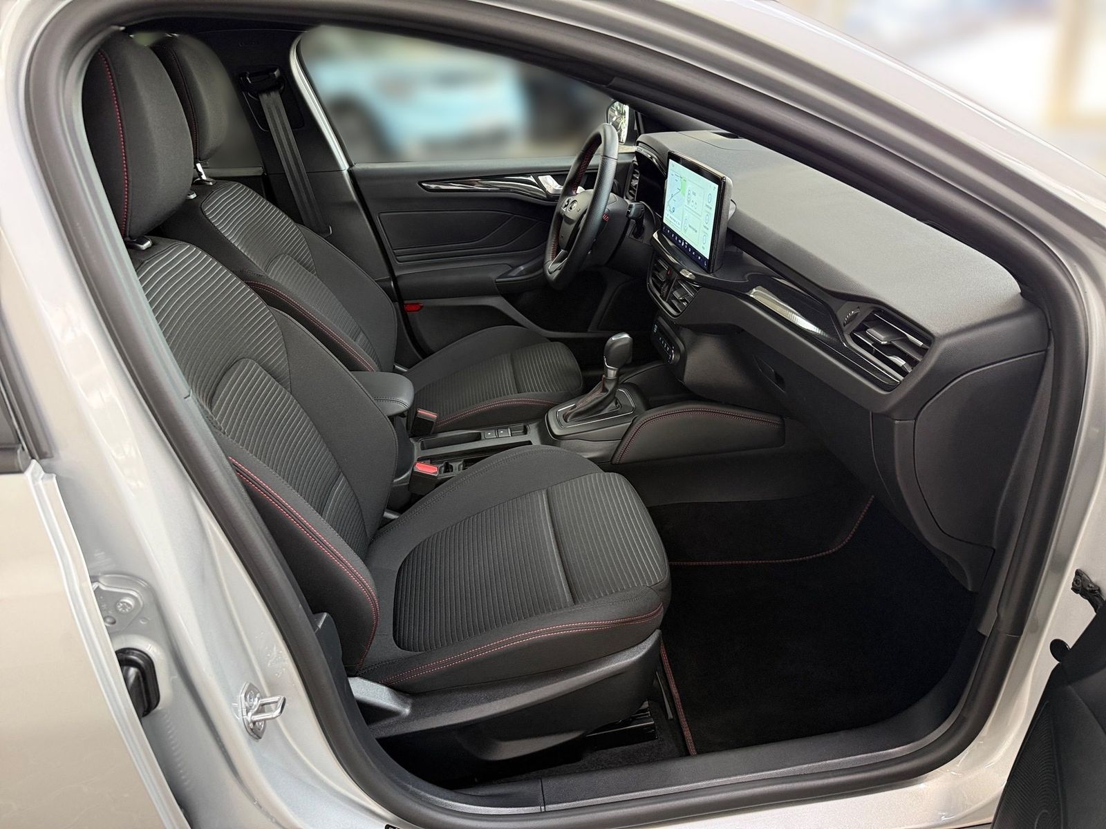 Ford Focus Turnier 1.0 EcoBoost Hybrid Aut. ST-LINE X