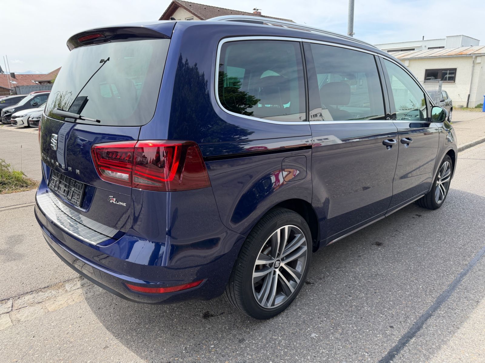 Seat Alhambra 1.4 TSI FR-Line DSG NAVI/ACC/AHK/1.Hd