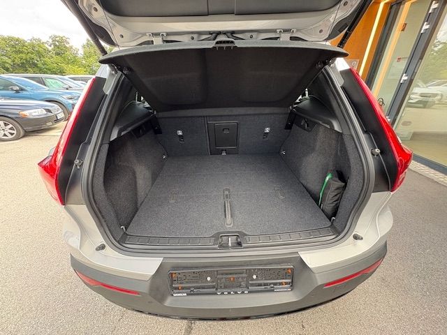 Volvo XC40 Plus Recharge Pure Electric AWD Twin StandH