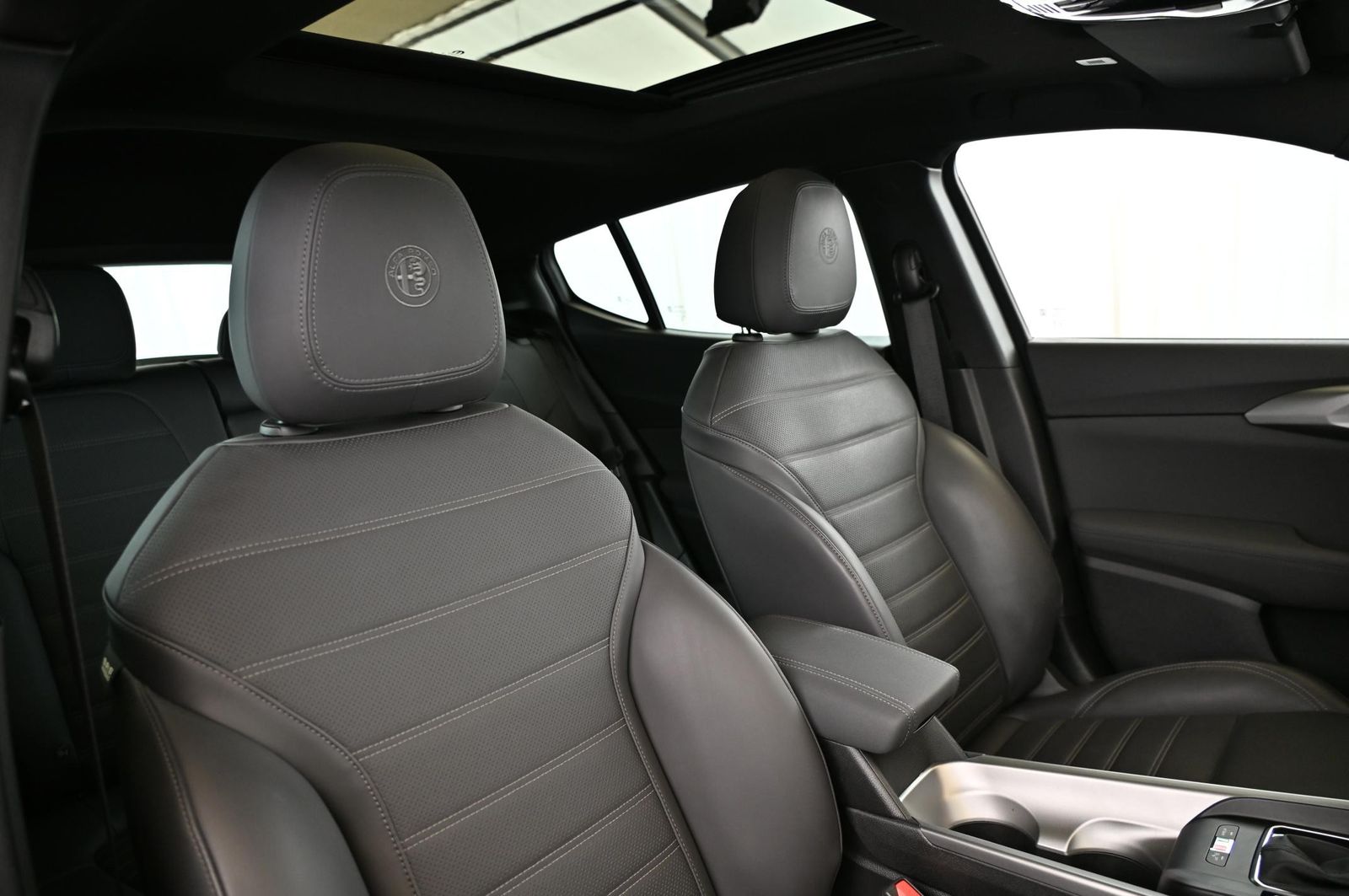Alfa Romeo Tonale 1.3 PHEV 280 Q4 Ti LED/PANO/PREMIUM/19