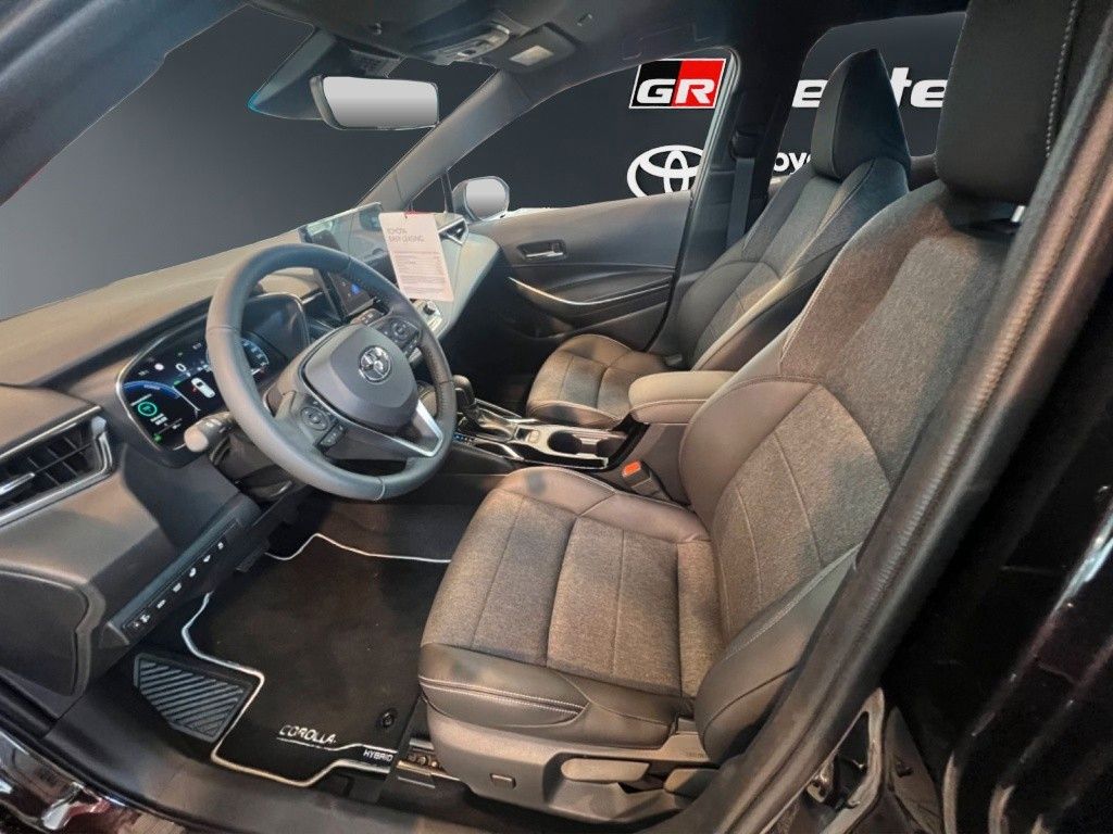 Toyota Corolla TS 2,0 Hybrid Team D *TECHNIK PAKET*