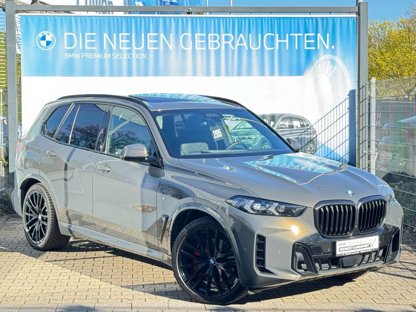 BMW X5 xDrive30d M Sport Pro PANO AHK StHzg Luftfahr
