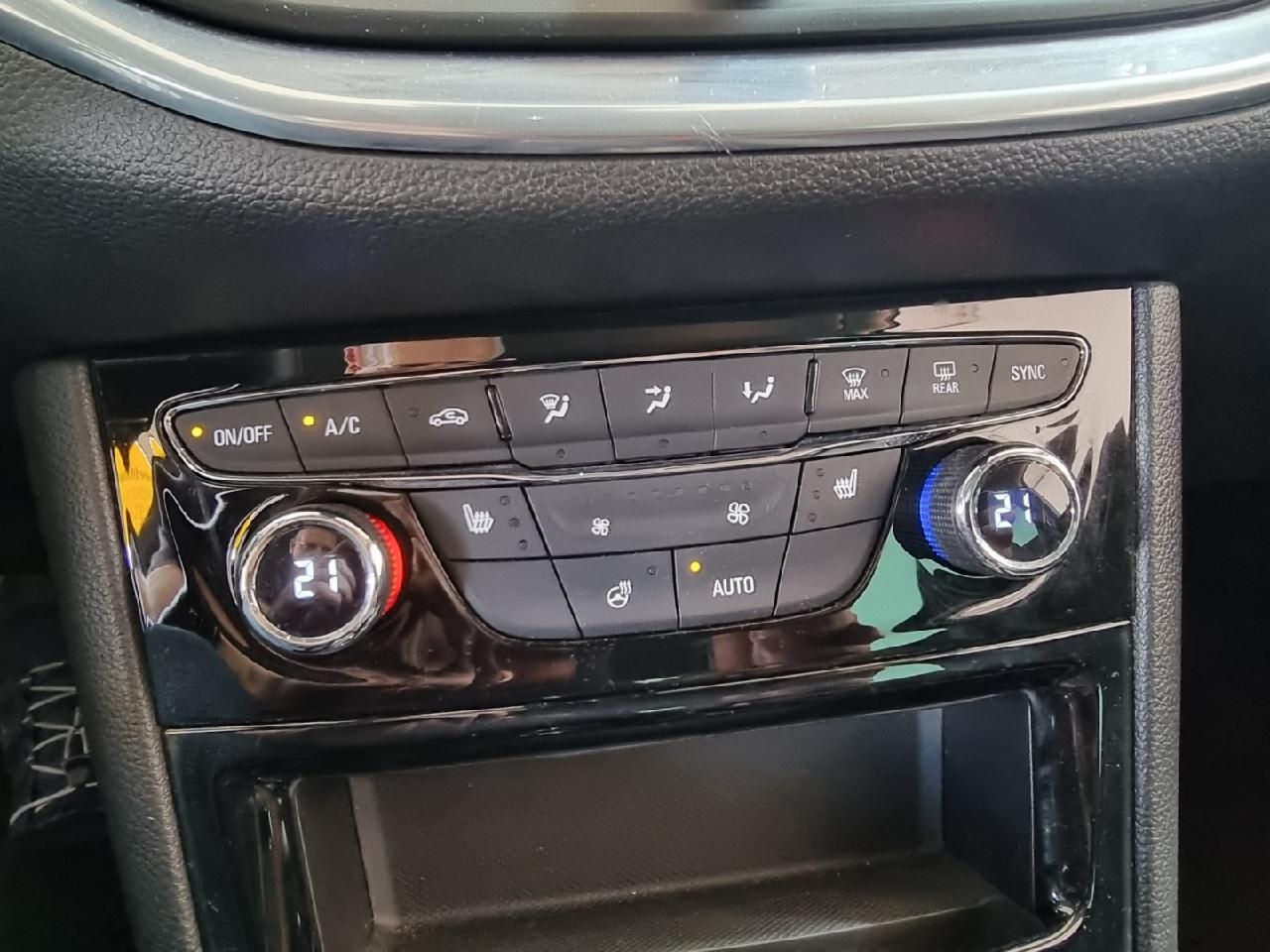 Opel Astra Elegance - Samsaru's Car Outlet