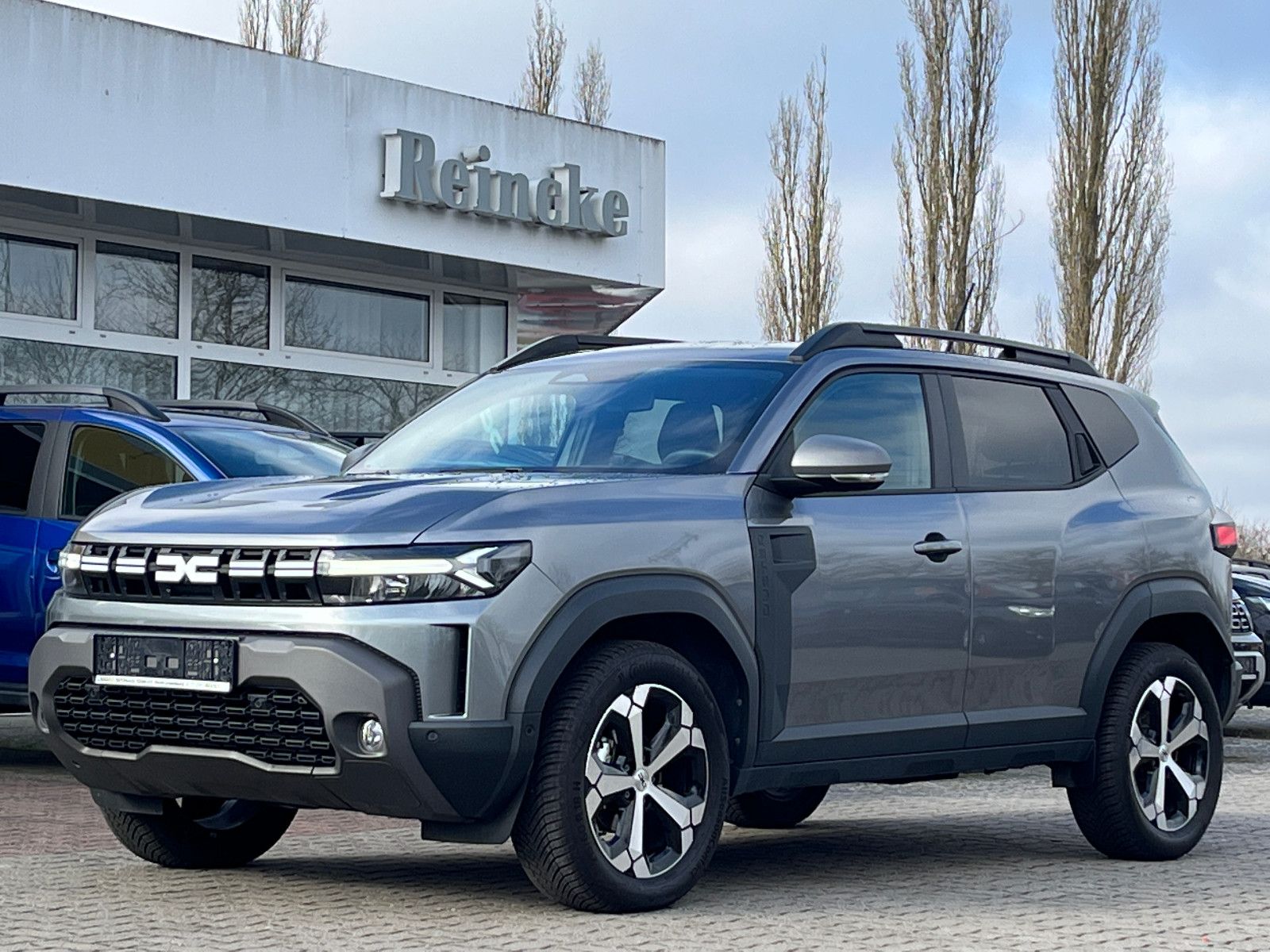 Dacia Duster TCe 130 4x4 Journey - Samsaru's Car Outlet