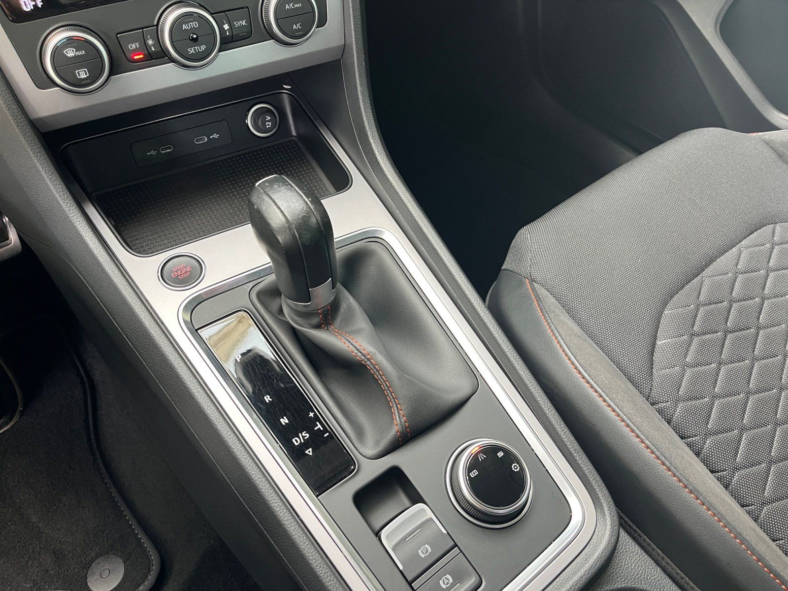 Seat Ateca FR 1.5 TSI DSG Virtual Cockpit