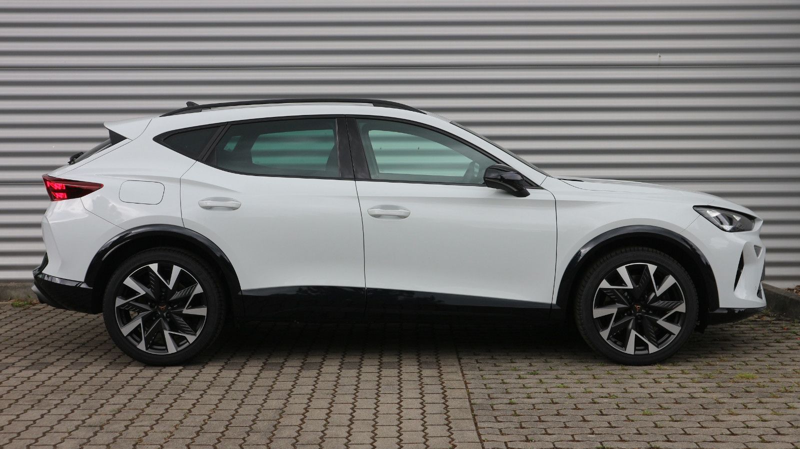 Cupra Formentor VZ 2.0 TSI 245 kW 4Drive - Samsaru's Car Outlet